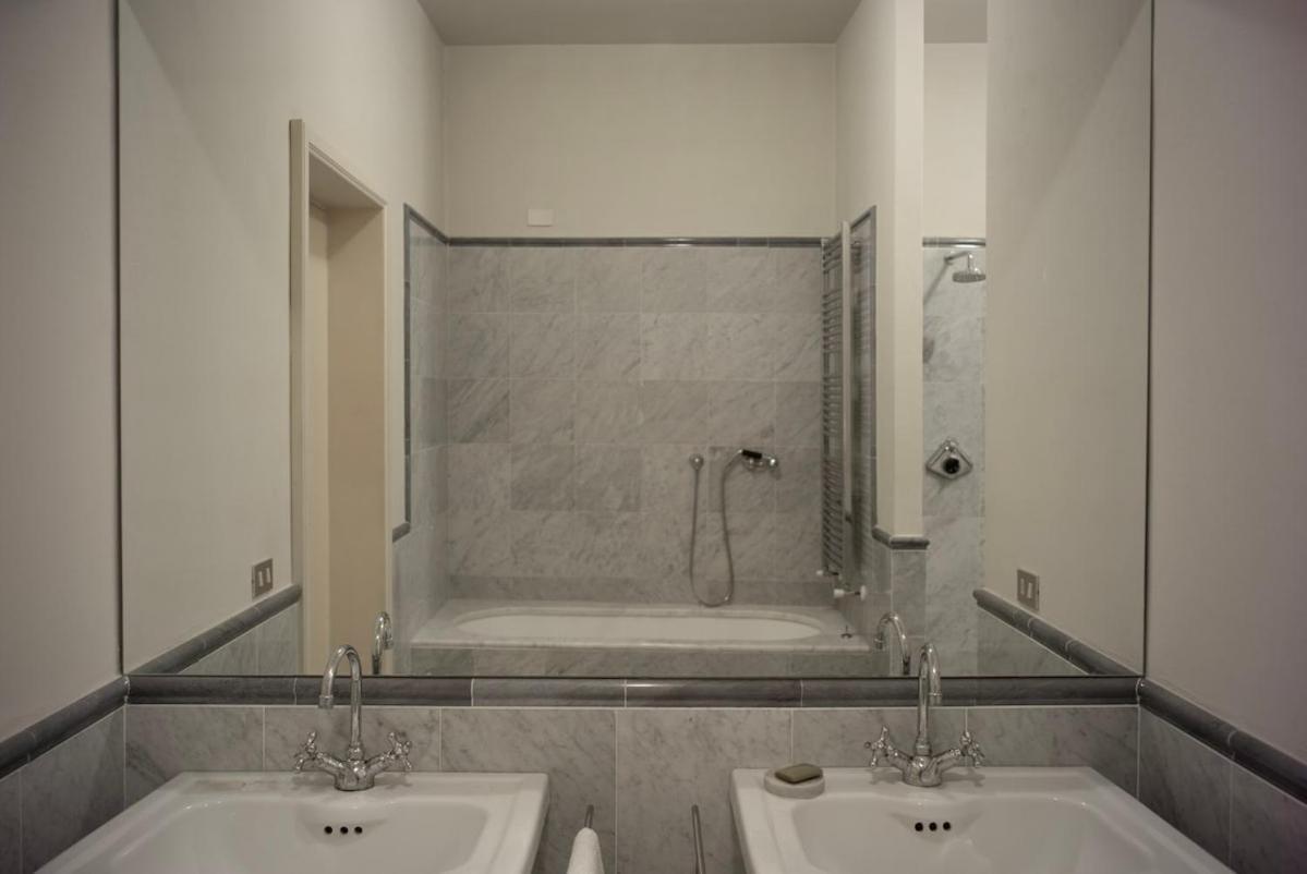Impressive Renaissance With Elevator Appartement *